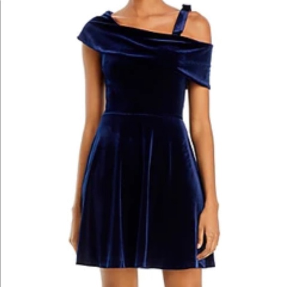 NWT Aqua Asymmetric One Shoulder Velvet Cocktail Dress - Picture 1 of 6